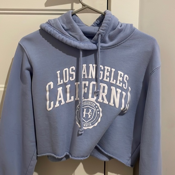 Cropped Sweatshirt - Picture 1 of 3